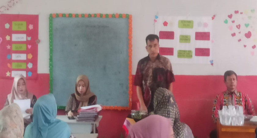 SDN Torosik Gelar Penyerahan Raport dan Kenaikan Kelas, ini Pesan Kepsek!